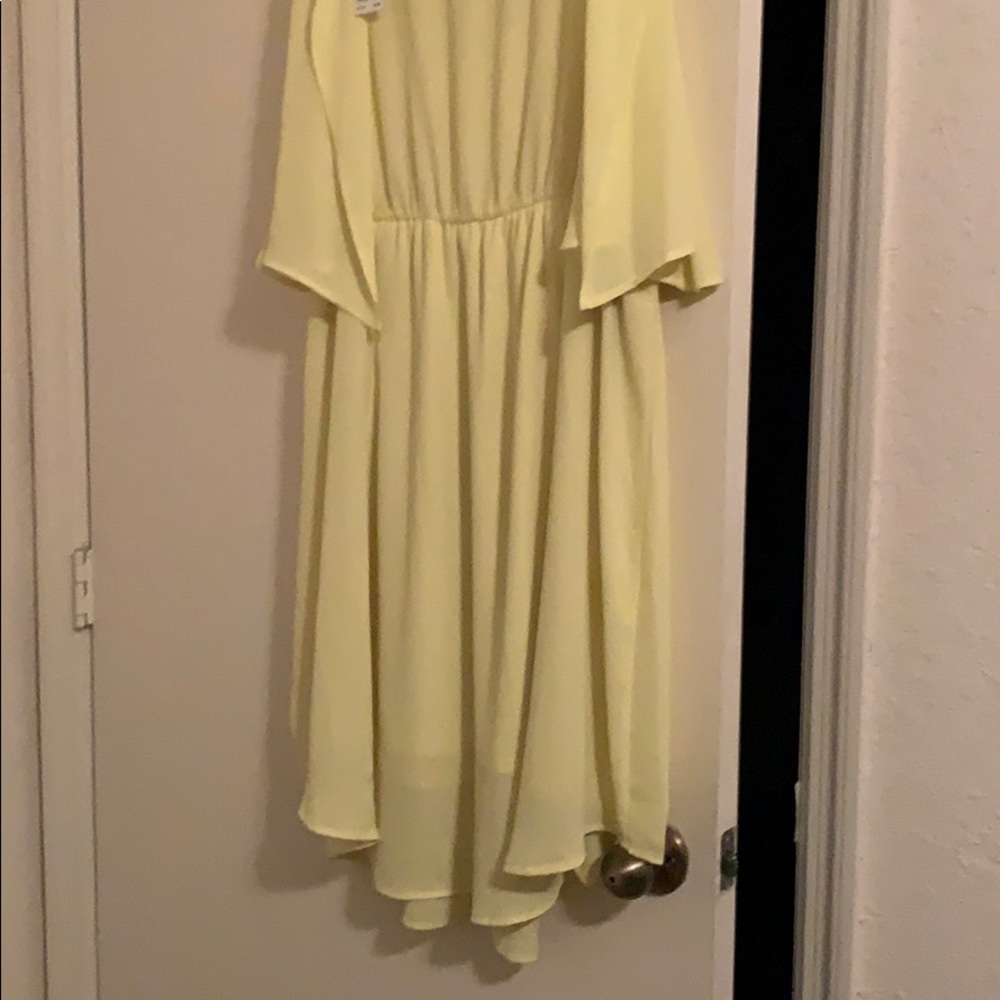 Dress - Picture 3 of 3